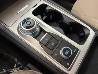 Ford Explorer 2023 AWD XLT 4dr SUV