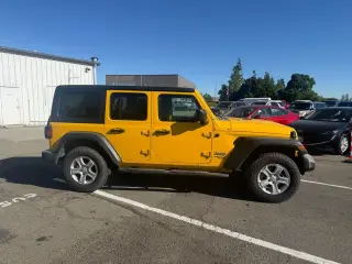 Jeep Wrangler Unlimited 2021 4x4 Sport 4dr SUV