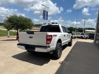 Ford F-150 2022 4x4 XL 4dr SuperCrew 5.5 ft. SB