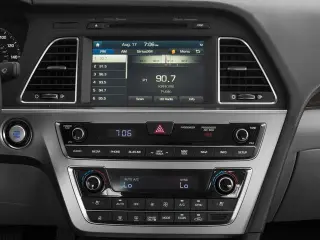 Hyundai SONATA Plug-in Hybrid 2017 Limited 4dr Sedan