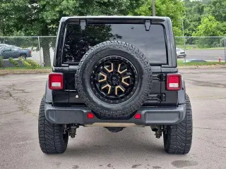 Jeep Wrangler Unlimited 2020 4x4 Sahara 4dr SUV