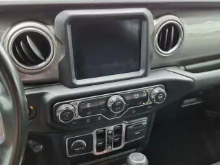 Jeep Wrangler Unlimited 2020 4x4 Sahara 4dr SUV