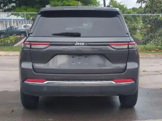 Jeep Grand Cherokee 2024 4x4 Laredo 4dr SUV