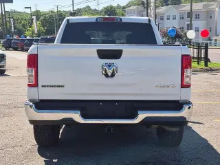 Ram 1500 2023 4x4 Big Horn 4dr Crew Cab 5.6 ft. SB Pickup