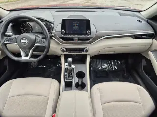 Nissan Altima 2025 2.5 SV 4dr Sedan