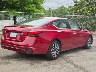 Nissan Altima 2025 2.5 SV 4dr Sedan