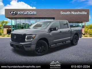 Nissan Titan 2023 4x4 SV 4dr Crew Cab 5.6 ft. SB