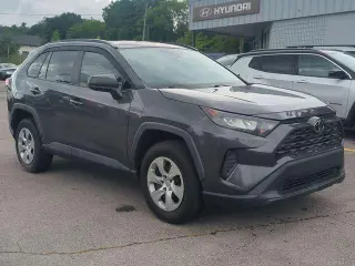 Toyota RAV4 2021 LE 4dr SUV