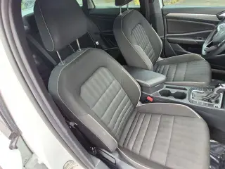 Volkswagen Jetta 2024 Sport 4dr Sedan 8A