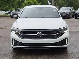 Volkswagen Jetta 2024 Sport 4dr Sedan 8A