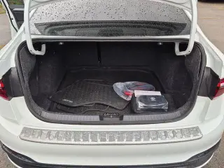 Volkswagen Jetta 2024 Sport 4dr Sedan 8A