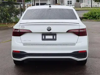 Volkswagen Jetta 2024 Sport 4dr Sedan 8A