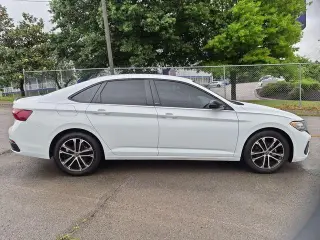 Volkswagen Jetta 2024 Sport 4dr Sedan 8A