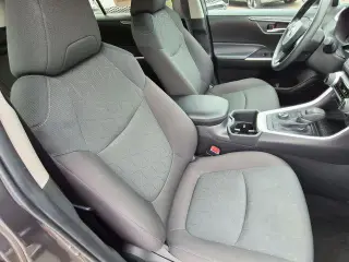 Toyota RAV4 Hybrid 2024 AWD XLE 4dr SUV
