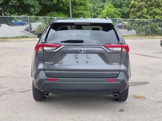 Toyota RAV4 Hybrid 2024 AWD XLE 4dr SUV