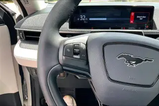 Ford Mustang Mach-E 2025 AWD Premium 4dr SUV