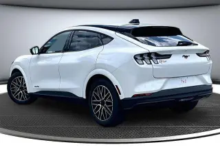 Ford Mustang Mach-E 2025 AWD Premium 4dr SUV