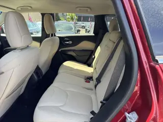 Jeep Cherokee 2016 4x4 Latitude 4dr SUV