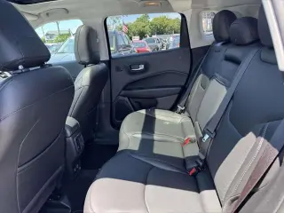 Jeep Compass 2019 4X4 High Altitude 4dr SUV