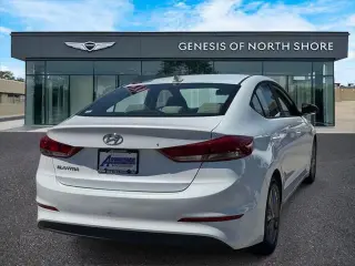 Hyundai ELANTRA 2017 SE 4dr Sedan 6M (US)
