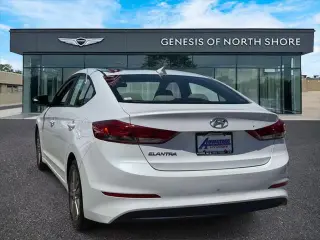 Hyundai ELANTRA 2017 SE 4dr Sedan 6M (US)