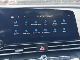 Hyundai ELANTRA Hybrid 2023 Limited 4dr Sedan