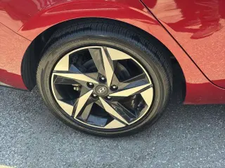 Hyundai ELANTRA Hybrid 2023 Limited 4dr Sedan