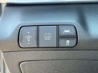 Hyundai ELANTRA Hybrid 2023 Limited 4dr Sedan