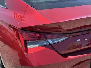 Hyundai ELANTRA Hybrid 2023 Limited 4dr Sedan