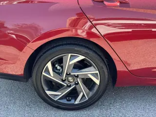 Hyundai ELANTRA Hybrid 2025 Limited 4dr Sedan