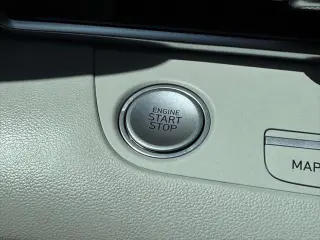 Hyundai ELANTRA Hybrid 2025 Limited 4dr Sedan