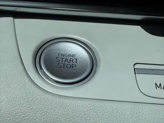 Hyundai ELANTRA 2025 Limited 4dr Sedan