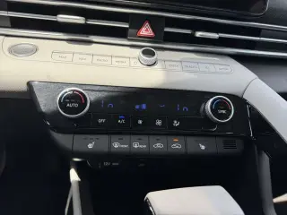 Hyundai ELANTRA 2025 Limited 4dr Sedan