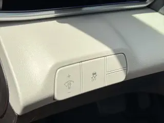 Hyundai ELANTRA 2025 Limited 4dr Sedan
