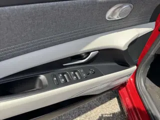 Hyundai ELANTRA 2025 Limited 4dr Sedan