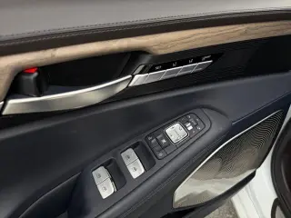 Genesis G90 2021 3.3T Premium 4dr Sedan