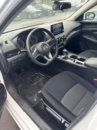 Nissan Sentra 2023 SV 4dr Sedan
