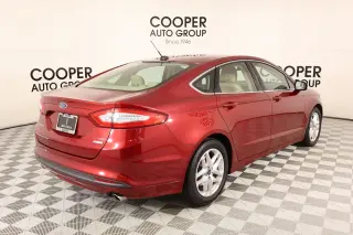 Ford Fusion 2016 SE 4dr Sedan