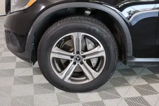 Mercedes-Benz GLC 2019 GLC 300 4dr SUV