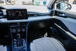 Volkswagen Taos 2025 S 4dr SUV