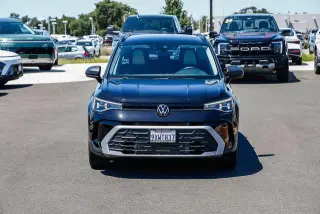 Volkswagen Taos 2025 S 4dr SUV