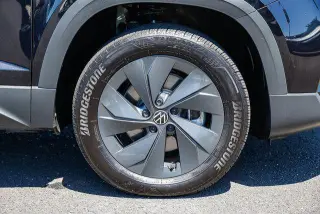 Volkswagen Taos 2025 S 4dr SUV
