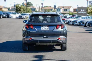 Hyundai TUCSON 2024 SEL 4dr SUV (midyear release)