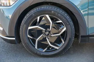 Hyundai IONIQ 5 2024 SE 4dr Crossover