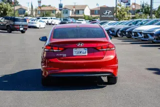 Hyundai ELANTRA 2017 SE 4dr Sedan 6M