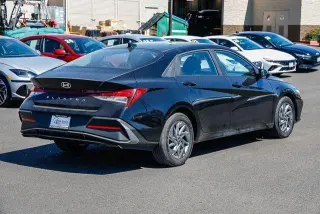 Hyundai ELANTRA 2024 SEL 4dr Sedan