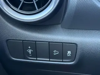 Hyundai KONA 2023 SEL 4dr Crossover