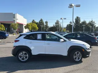 Hyundai KONA 2023 SEL 4dr Crossover