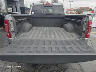 Ram 1500 2019 4x4 Laramie 4dr Crew Cab 5.6 ft. SB Pickup