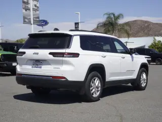 Jeep Grand Cherokee L 2025 4x4 Laredo 4dr SUV